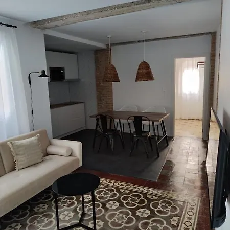 apartamentos junto a jardines del triunfo-3